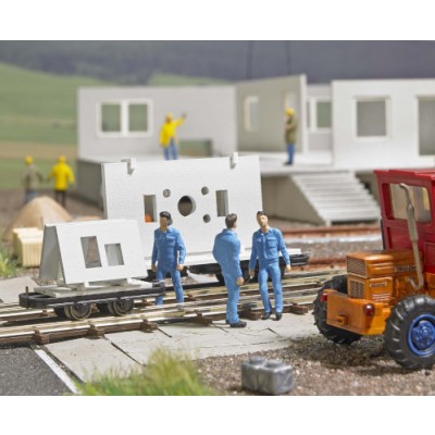 Feldbahn-Drehgestellwagen beladen mit Betonelement, Länge 60 mm