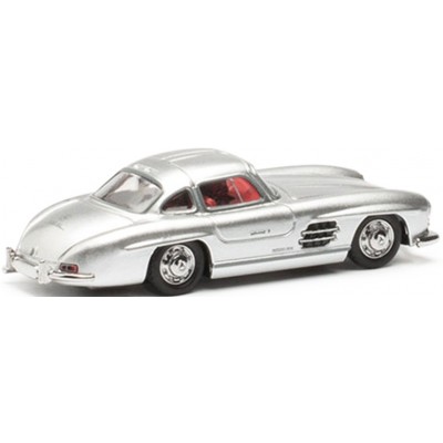 Mercedes-Benz 300 SL Flügeltürer, silbermetallic